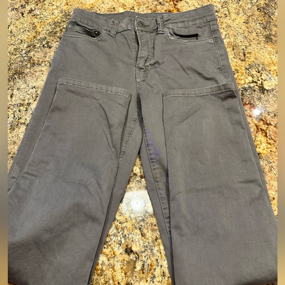 American Eagle Flex Soft Twill Skinny Grey Pant Men’s Size:26W x 30L